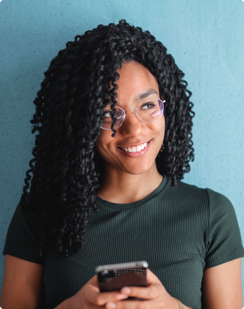 Alt txt - Curly haired girl looking other way | Boger Dental | Plymouth MN